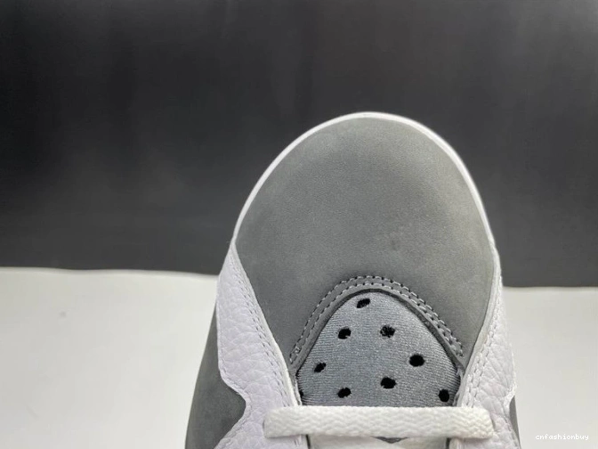 (2021) Retro Jordan Flint CU9307-100 7 0809